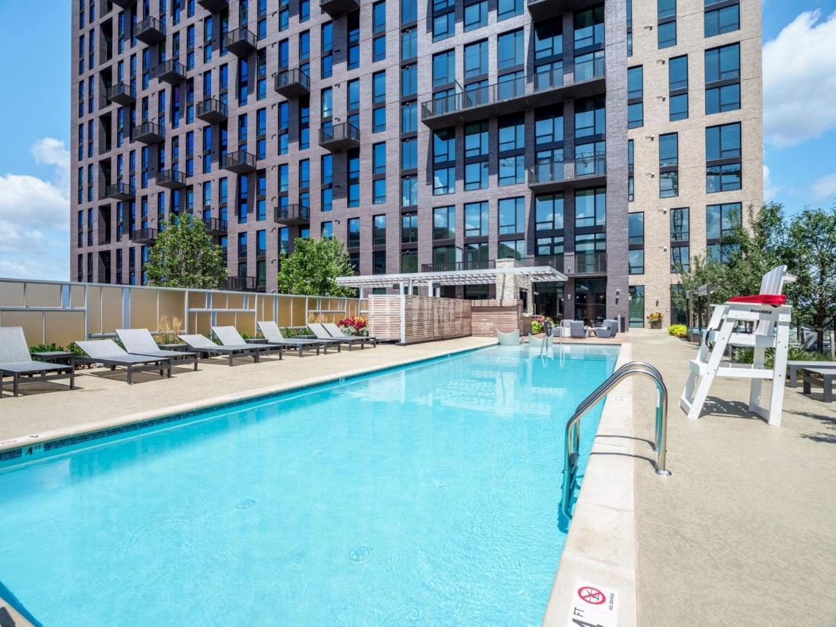 Bluebird Suites At Reston Town Center Eksteriør bilde